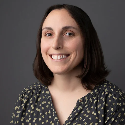 Ellen Sipp-Paris - Content Writer